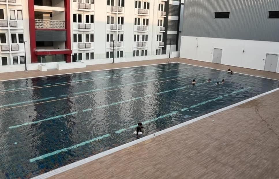 Unisuites Roomstay Kampar Exterior foto